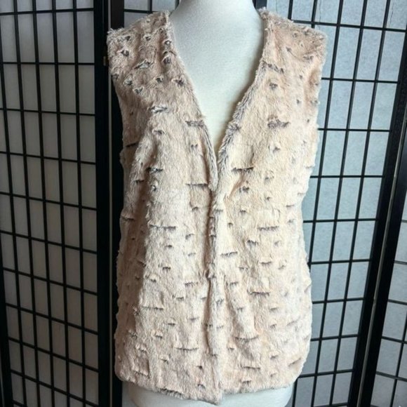 Jodifl Cream /Brown Faux Fur Vest - Picture 1 of 7